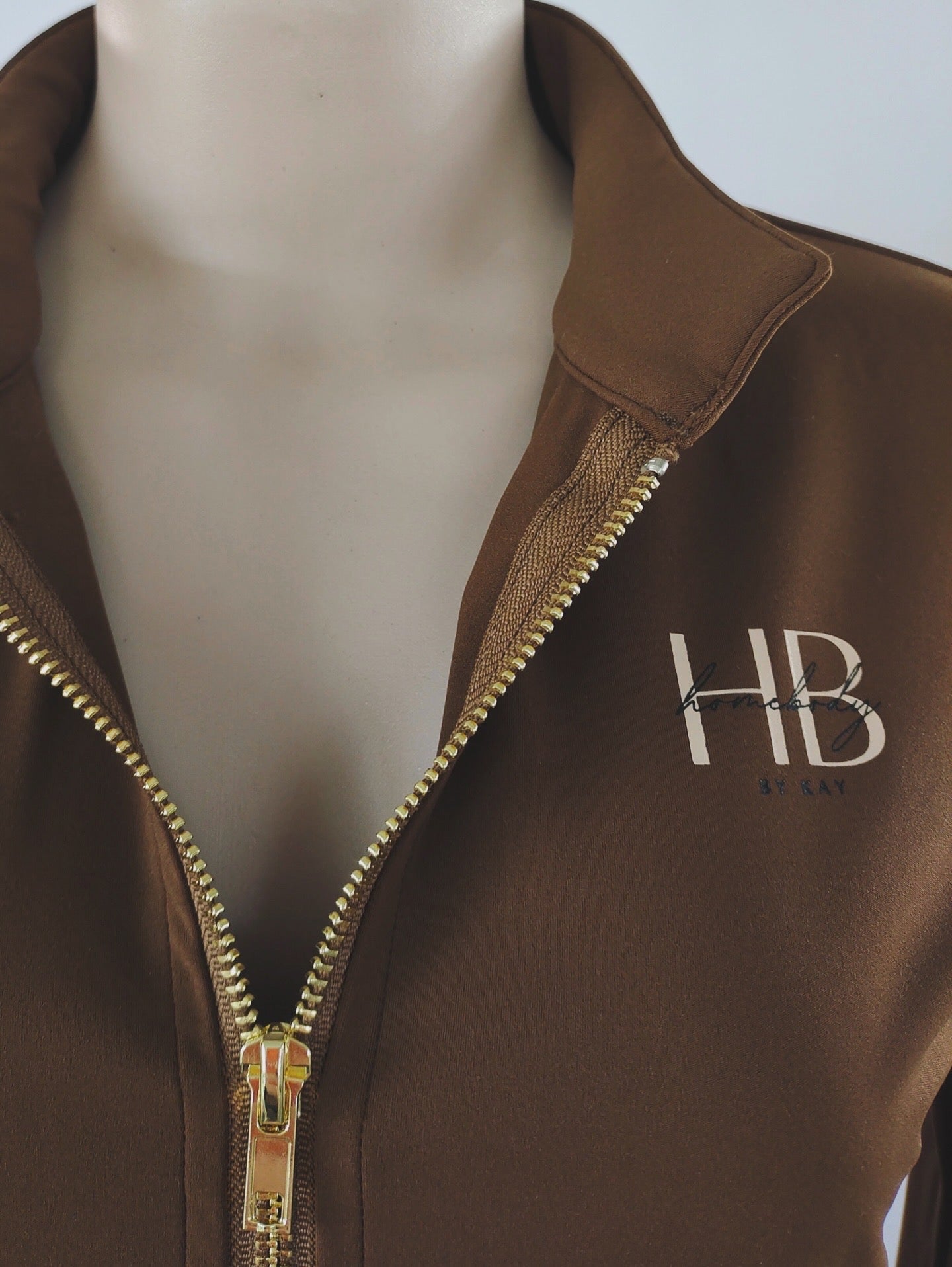 “Brownstone” 3PC Set